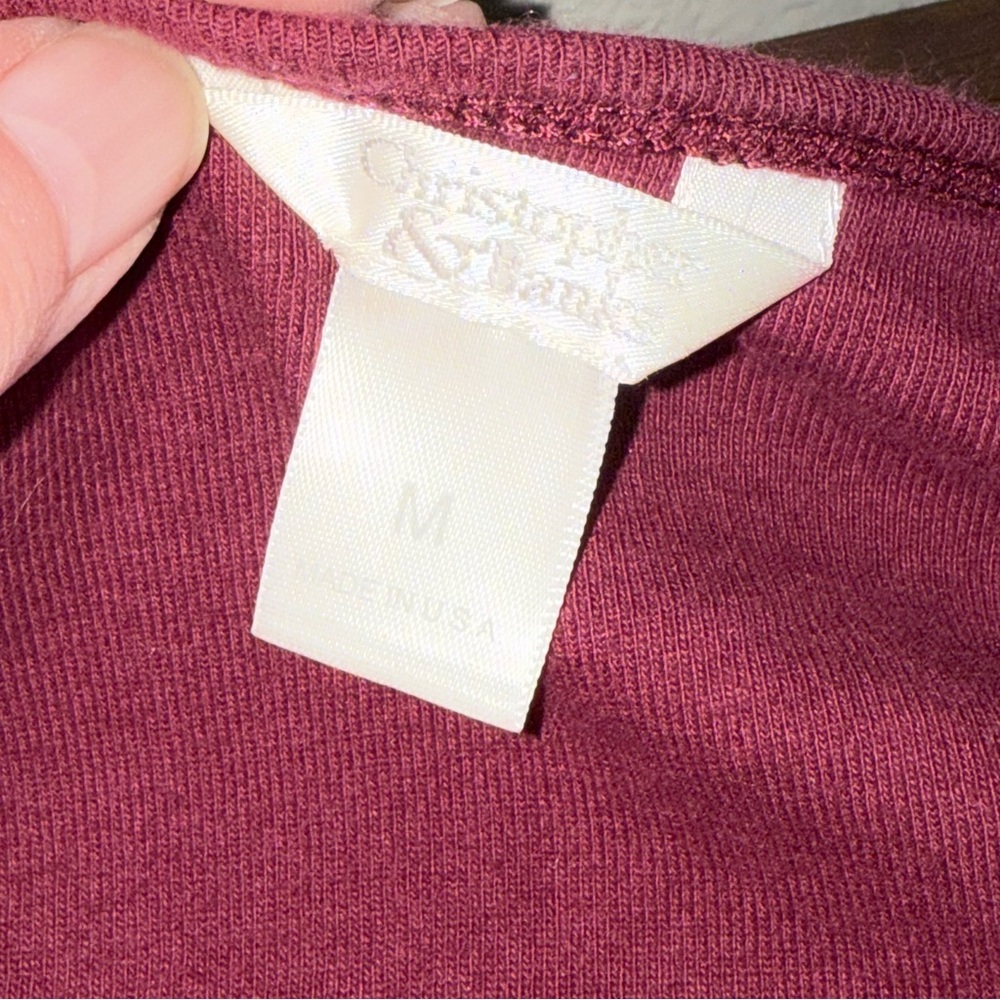 Burgundy Christmas Graphic Top Snowy Village Holiday Long Sleeve Tee M - Picture 5 of 8